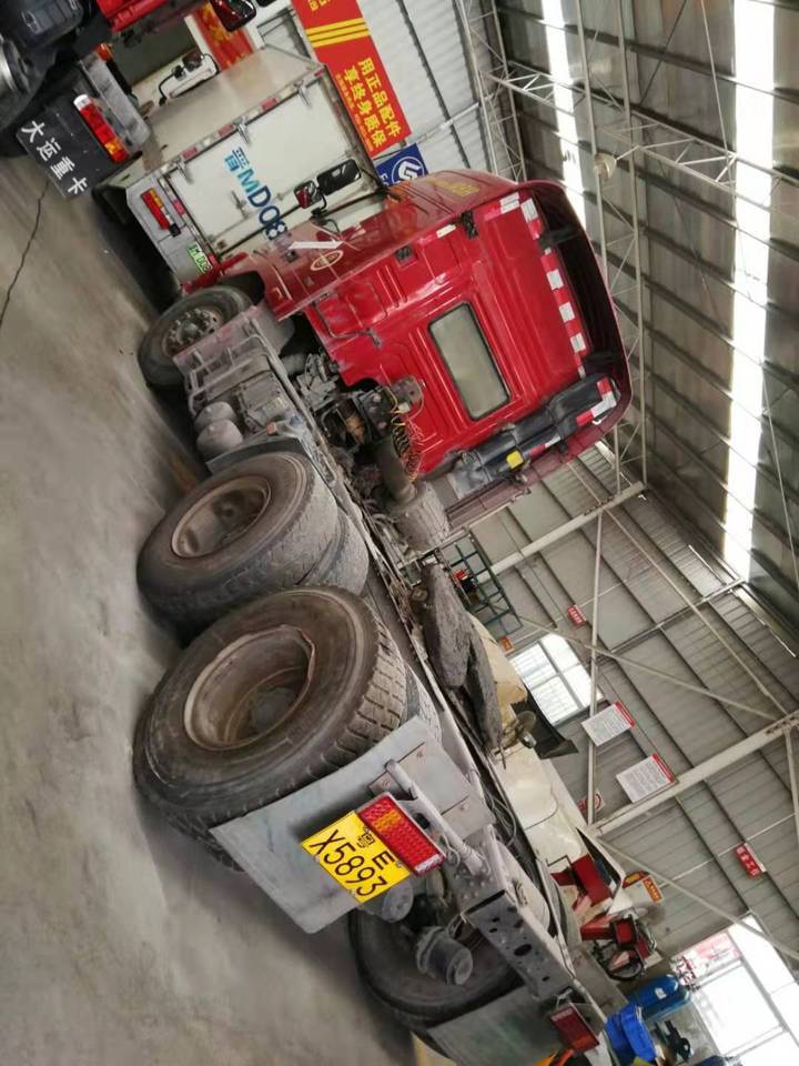 【第一次拍卖】粤EX5893大型汽车，车辆型号：大运牌CGC4250D5ECCE