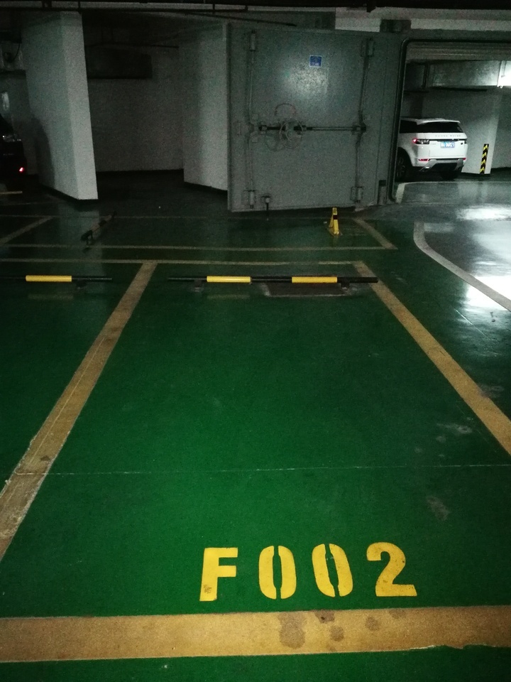 【第一次拍卖】佛山南海区桂城街道宝翠北路33号中海万锦东苑F003车位 建筑面积32.53㎡