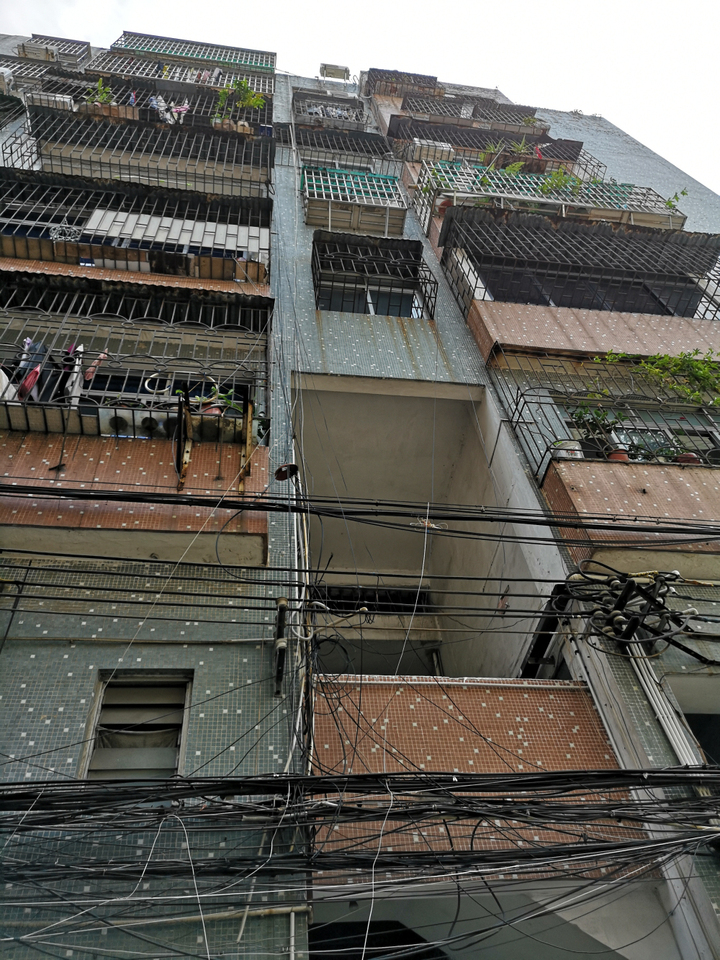 【第一次拍卖】佛山市大良街道办事处中区居委会环市东路富民楼一座705号房产