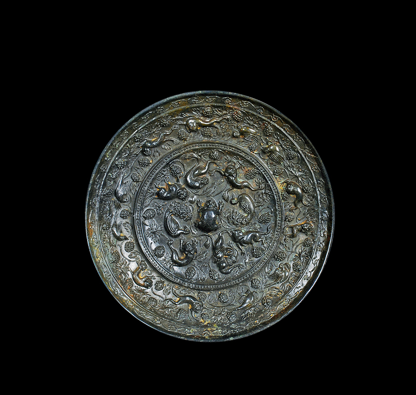 葡萄銅鏡
RMB: 4,000-6,000